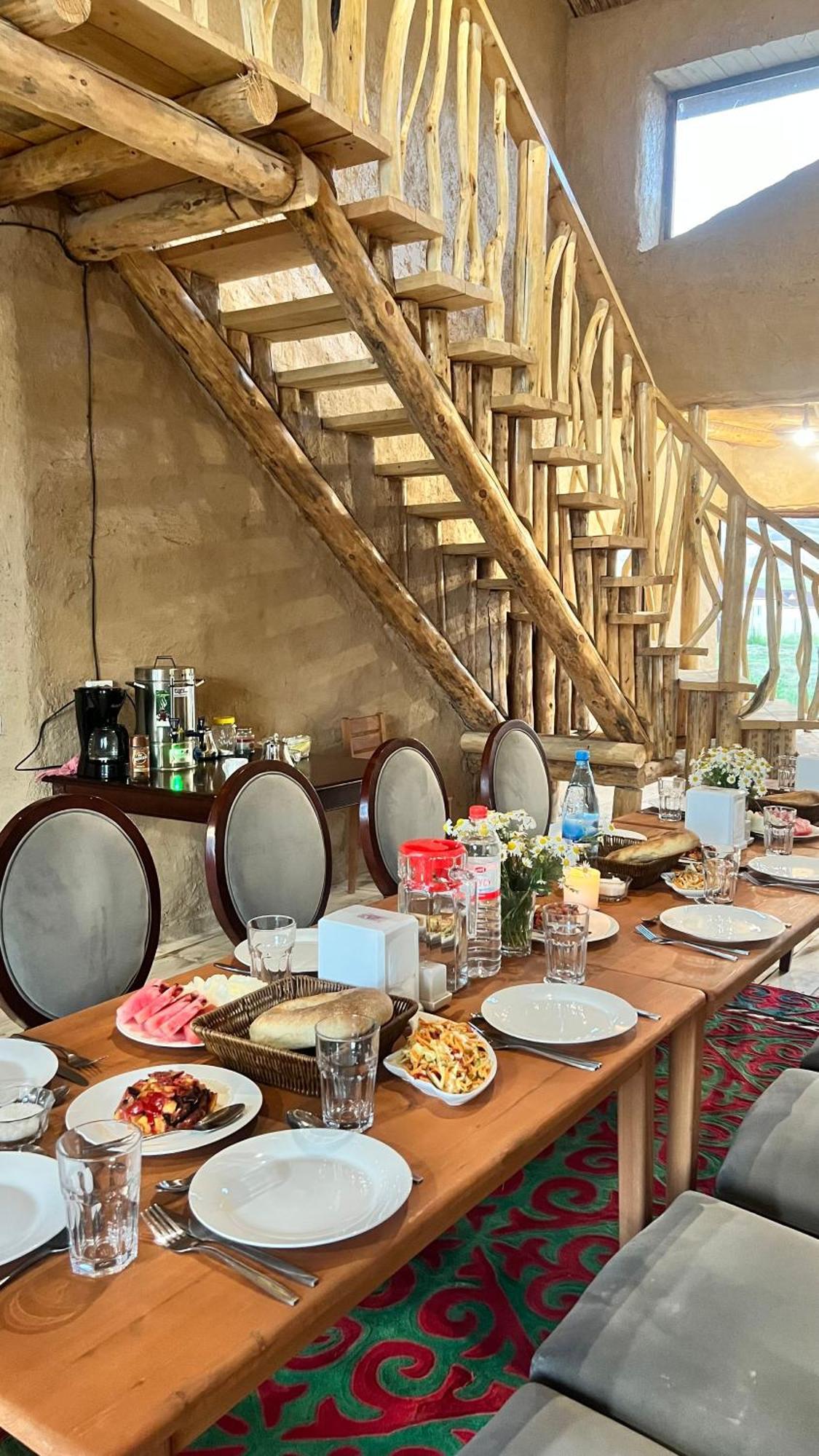 Kyzart Hotel & Horse Tours Bagysh Buitenkant foto
