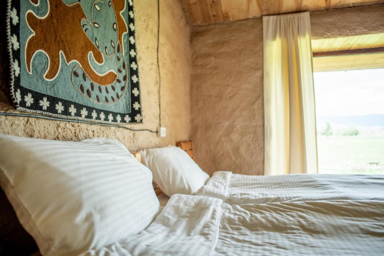 Kyzart Hotel & Horse Tours Bagysh Buitenkant foto